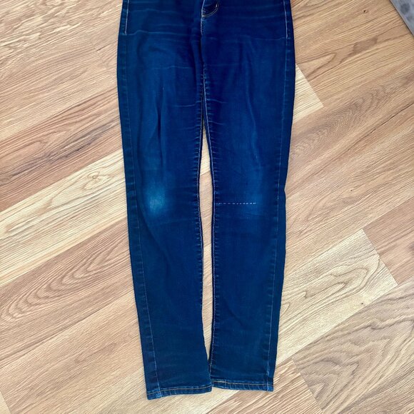 Levi’s 311 skinny shaping women’s jeans size 26 (size 2) - Picture 2 of 5